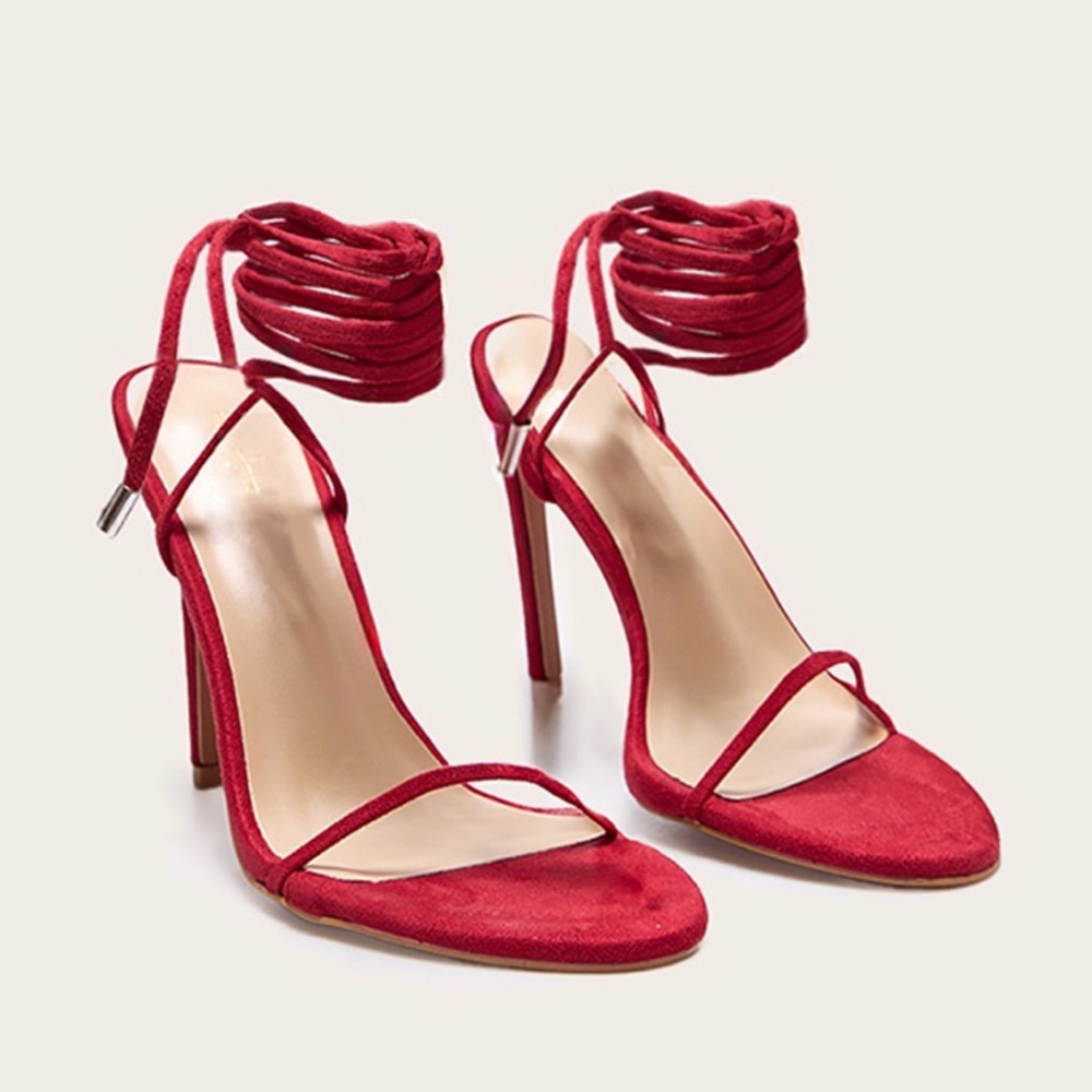 PRETTYLITTLETHING wide fit faux suede round heel
